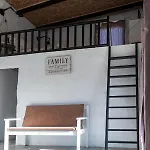 Olive View Loft Dikella