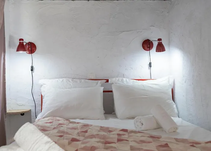 Olive View Loft * Dikella